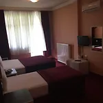 Mina 1 2* Ankara