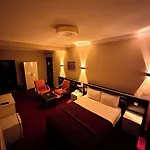 Mina 1 Hotell 2*