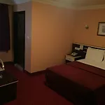Otel Mina 1 2*