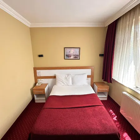 Mina 1 Hotel 2*