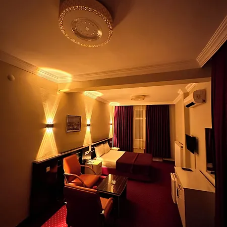 Hotel Mina 1 2*