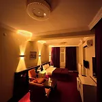 Hotel Mina 1 2*